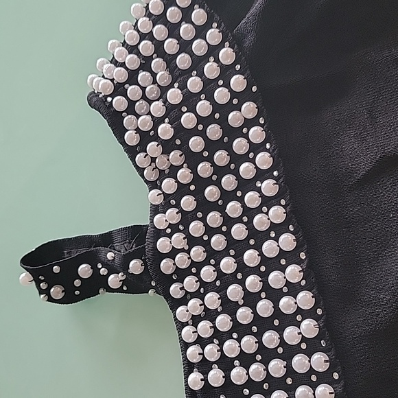 AD originals. off the shoulder pearl trimmed top. - Picture 5 of 8